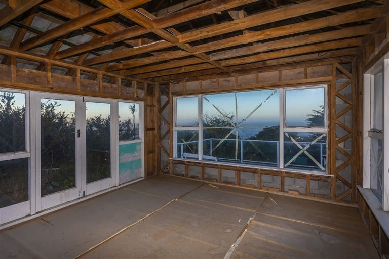 Photo of property in 192 Mount Pleasant Road, Mount Pleasant, Christchurch, 8081