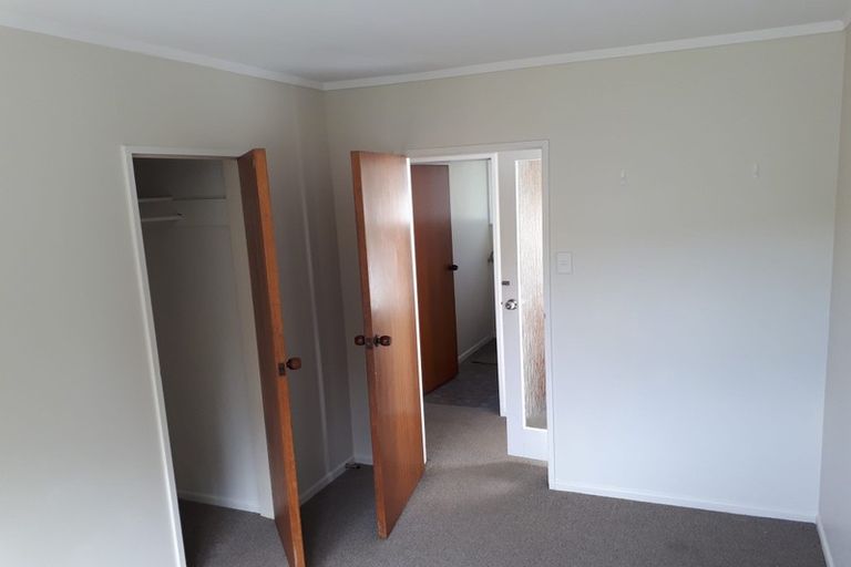 Photo of property in 2 Rajkot Terrace, Broadmeadows, Wellington, 6035