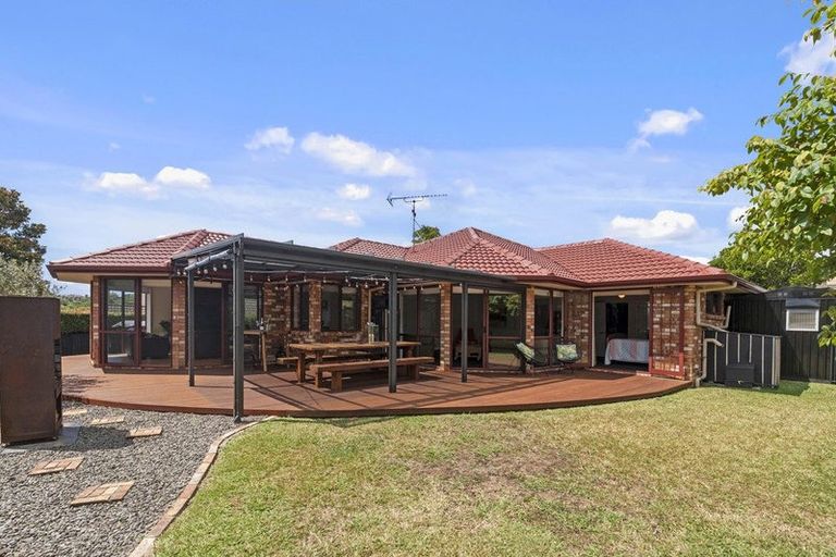 Photo of property in 101 Te Wharau Drive, Greenhithe, Auckland, 0632