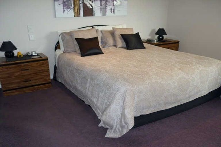 Photo of property in 25 Sovereign Gardens, Halswell, Christchurch, 8025