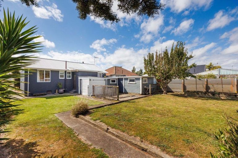 Photo of property in 28 Hulme Street, Roslyn, Palmerston North, 4414
