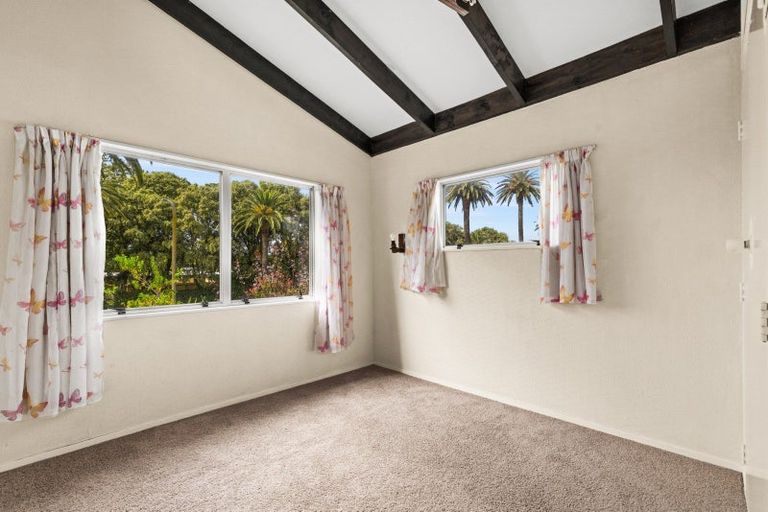 Photo of property in 195 Kennedy Road, Marewa, Napier, 4110