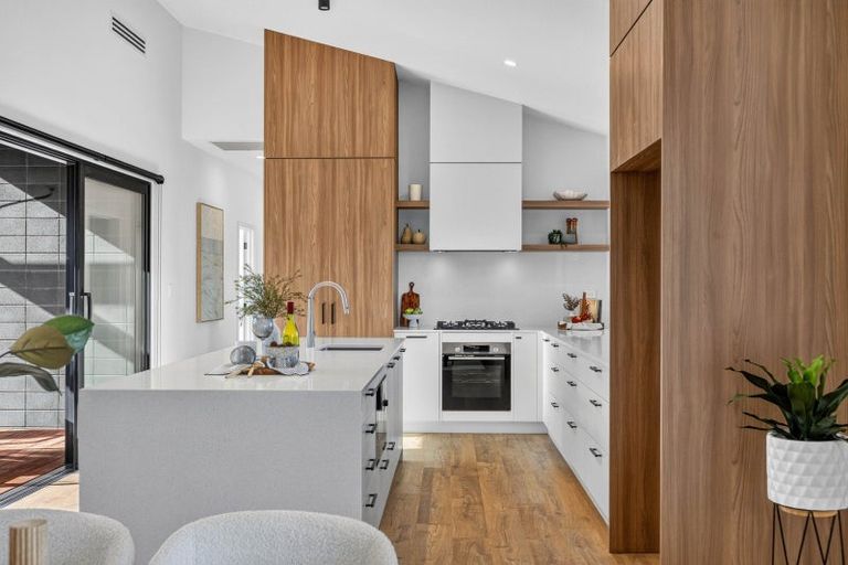 Photo of property in 17 Kelly Road, Cambridge, 3434