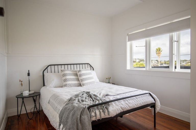 Photo of property in 22 Government Road, Raglan, 3225