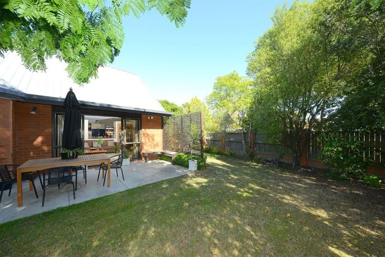 Photo of property in 151 Hawthornden Road, Avonhead, Christchurch, 8042