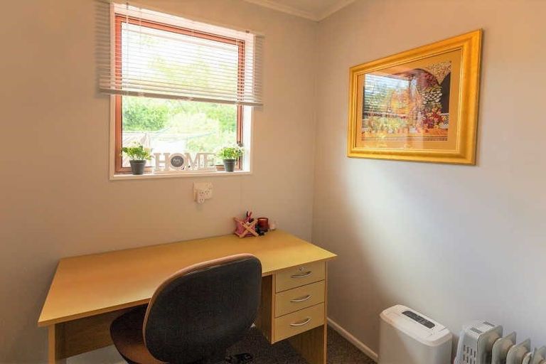 Photo of property in 32a Mahana Road, Paraparaumu Beach, Paraparaumu, 5032