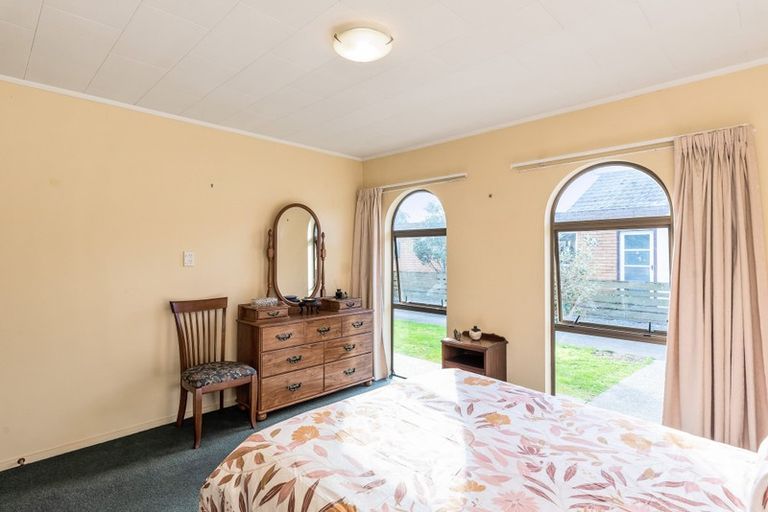 Photo of property in 118 Hillcrest Road, Raumati Beach, Paraparaumu, 5032