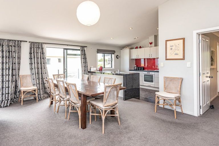 Photo of property in 21 Sunset Parade, Kai Iwi, Whanganui, 4574