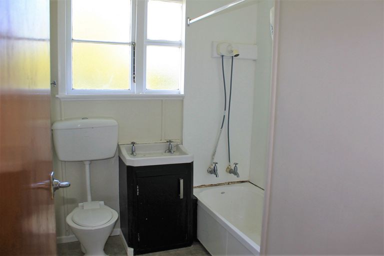 Photo of property in 6 Churchill Crescent, Te Hapara, Gisborne, 4010