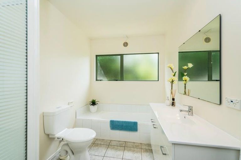 Photo of property in 1/61 Mountbatten Avenue, Hillcrest, Auckland, 0627