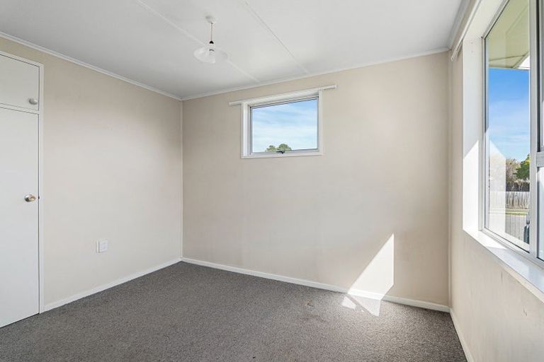 Photo of property in 59 Kuaka Crescent, Bromley, Christchurch, 8062