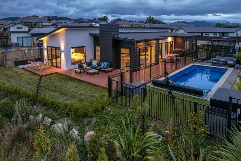 Photo of property in 70 Katania Heights, Brightwater, 7022