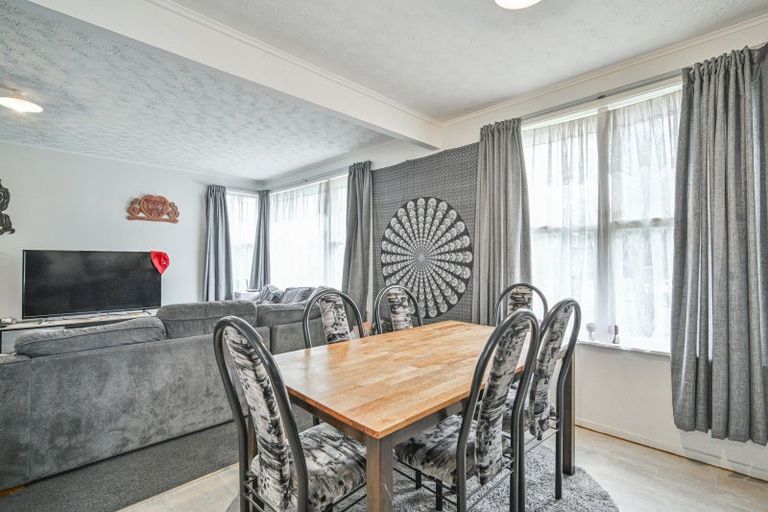 Photo of property in 76 Dover Road, Flaxmere, Hastings, 4120