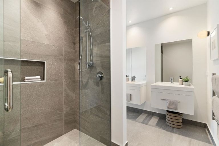 Photo of property in 77 Stone Drive, Cromwell, 9384