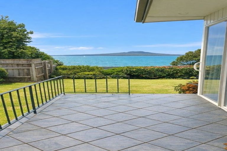 Photo of property in 2/25 Kitchener Road, Takapuna, Auckland, 0622