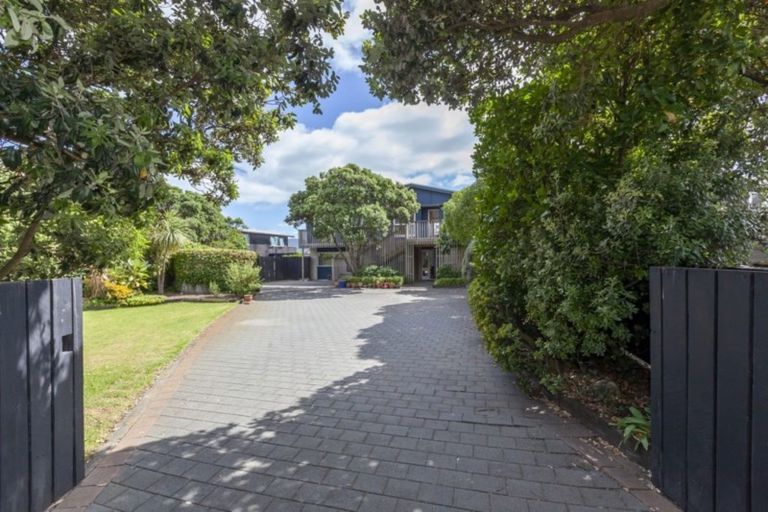 Photo of property in 219 Manly Street, Paraparaumu Beach, Paraparaumu, 5032
