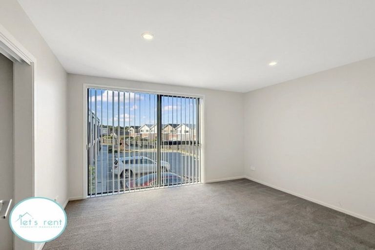 Photo of property in 2 Tima Lane, Mangere Bridge, Auckland, 2022