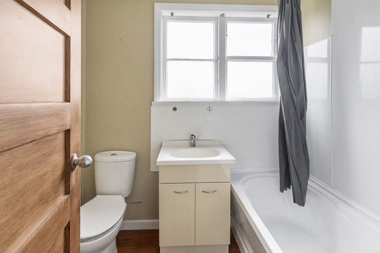 Photo of property in 11 Essex Street, Marchwiel, Timaru, 7910