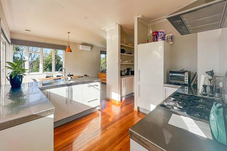 Photo of property in 6 Ridout Street, Maeroa, Hamilton, 3200