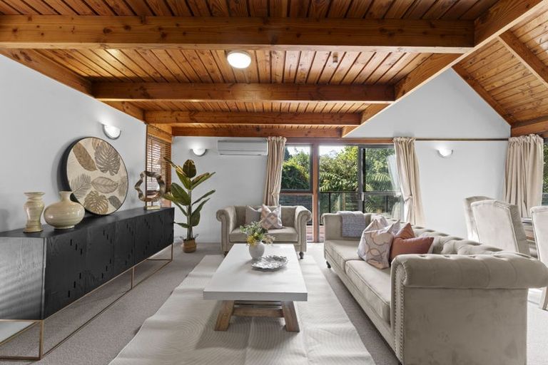 Photo of property in 20 Montressor Place, Howick, Auckland, 2014