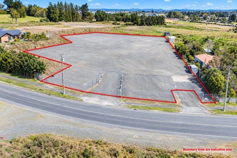 Photo of property in 96a Trig Road, Whenuapai, Auckland, 0618