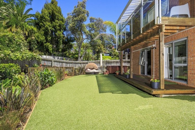 Photo of property in 52a Matipo Road, Mairangi Bay, Auckland, 0630