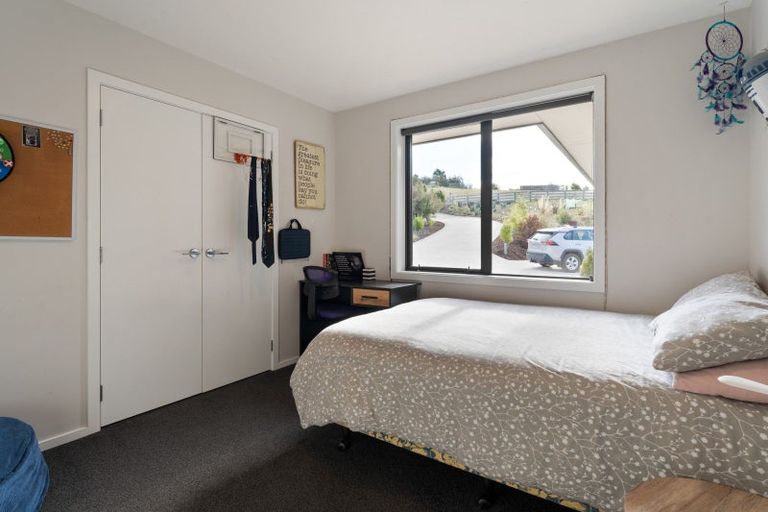 Photo of property in 32 Kayforce Road, Ocean View, Dunedin, 9035