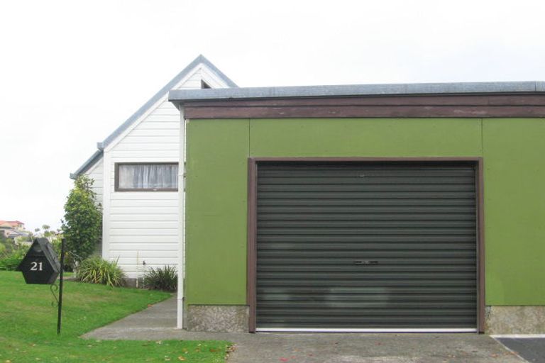 Photo of property in 21 Orissa Crescent, Broadmeadows, Wellington, 6035