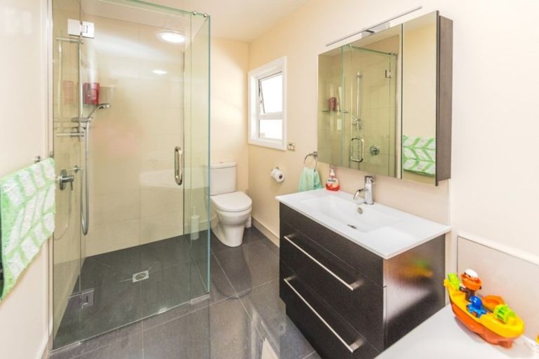 Photo of property in 11 Hillside Terrace, Saint Johns Hill, Whanganui, 4500