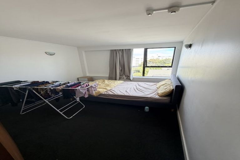 Photo of property in Hobson Court Flats, 36/70 Hobson Street, Thorndon, Wellington, 6011
