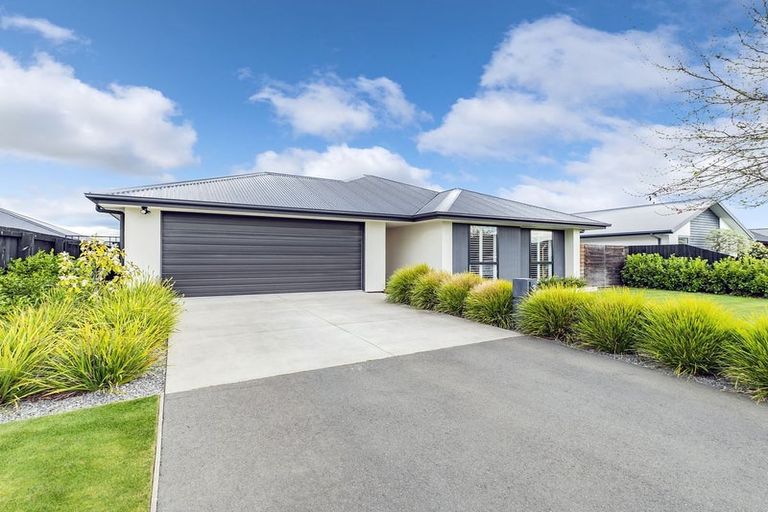 Photo of property in 3 Guyon Street, Marshland, Christchurch, 8083