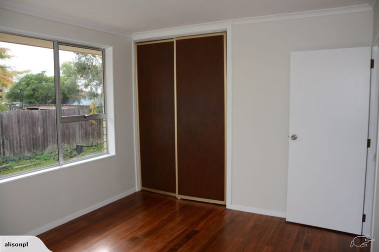 Photo of property in 6 Banks Place, Rangiora, 7400