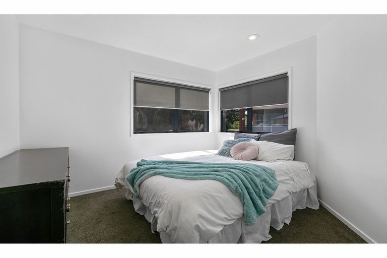 Photo of property in 13/3 The Avenue, Albany, Auckland, 0632