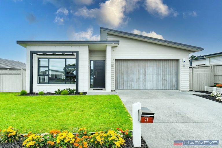 Photo of property in 21 Mahutonga Avenue, Beachlands, Auckland, 2018