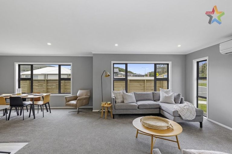 Photo of property in 135 Waipounamu Drive, Kelson, Lower Hutt, 5010