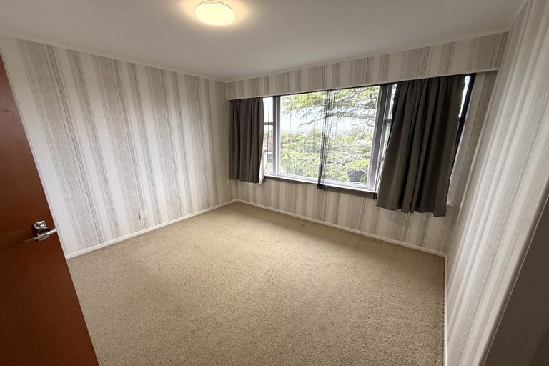 Photo of property in 5 Hartley Terrace, Massey, Auckland, 0614