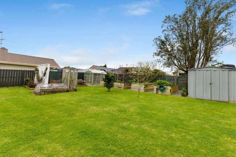 Photo of property in 166 Queen Street, Waiuku, 2123