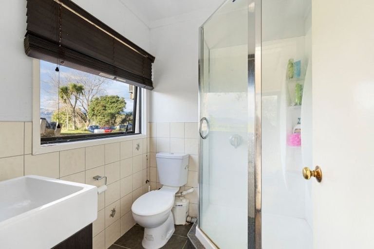 Photo of property in 35 Old Coach Road, Otaki, 5512