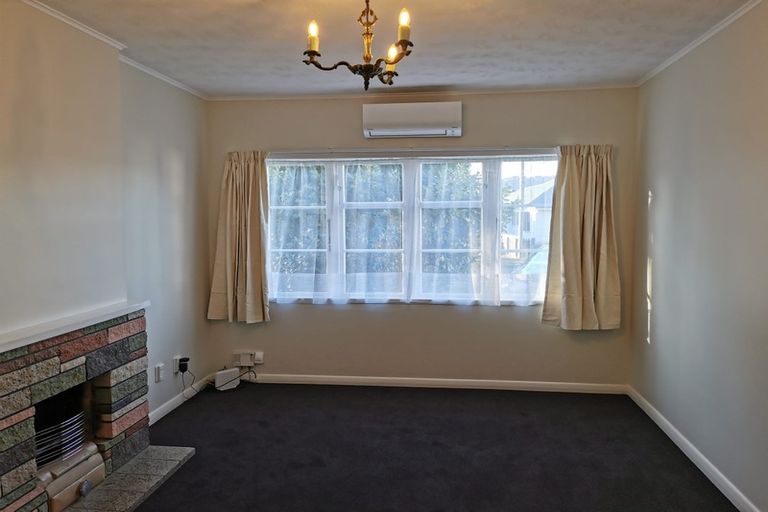Photo of property in 5 Godley Street, Waterloo, Lower Hutt, 5011