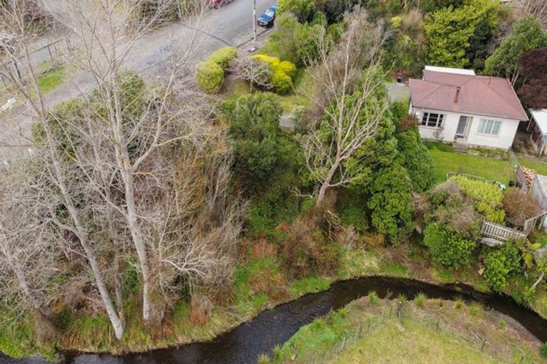 Photo of property in 35 Cadman Street, Dannevirke, 4930