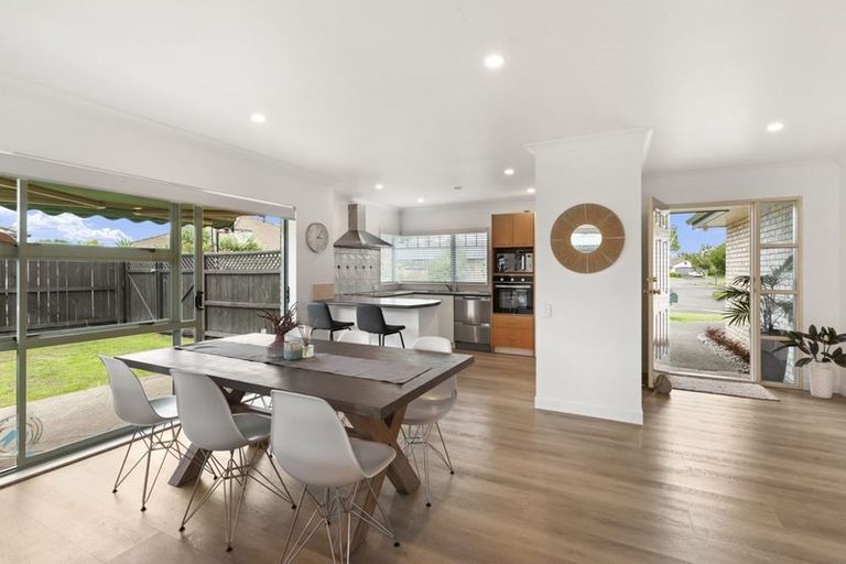 Photo of property in 11 Checkerberry Court, Henderson, Auckland, 0612