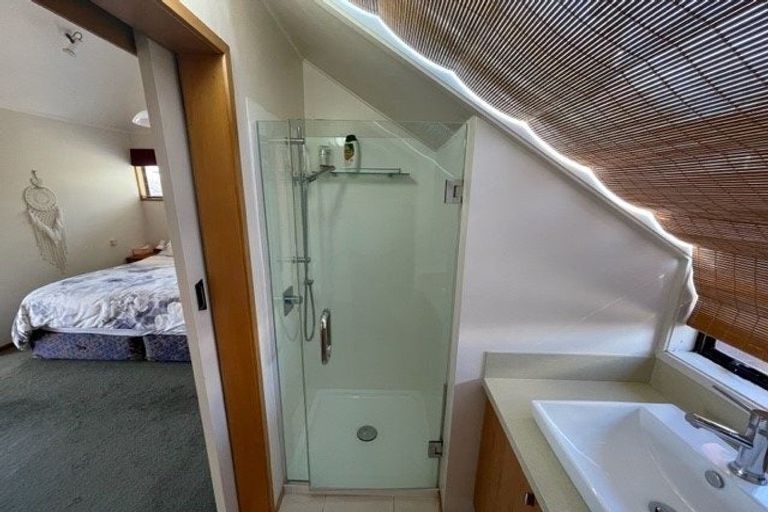 Photo of property in 2/13 Saltburn Road, Milford, Auckland, 0620