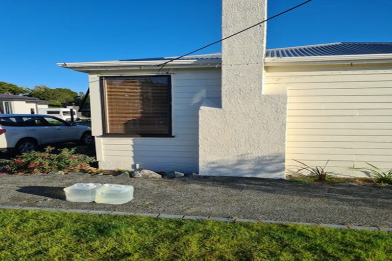 Photo of property in 6 Allan Street, Otatara, Invercargill, 9879