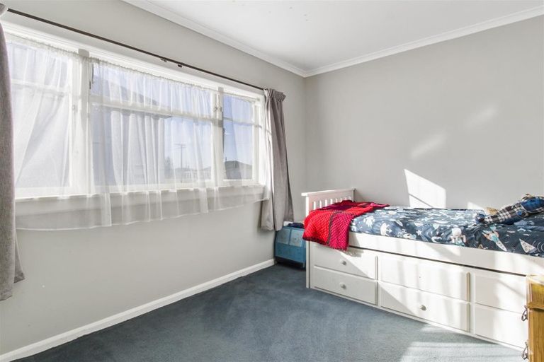 Photo of property in 14 Edward Street, Waimate, 7924