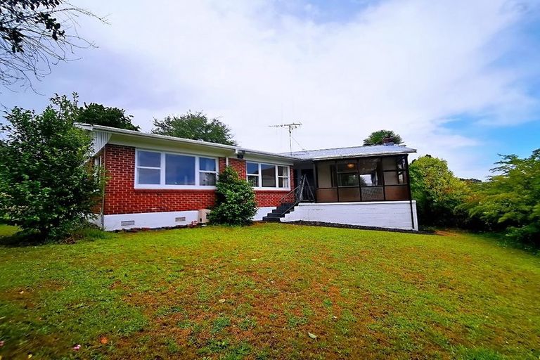 Photo of property in 16 Helena Road, Hillcrest, Hamilton, 3216