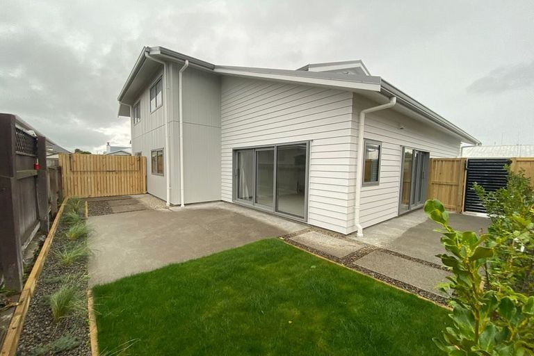 Photo of property in 16 Martin Street, Palmerston North, 4414