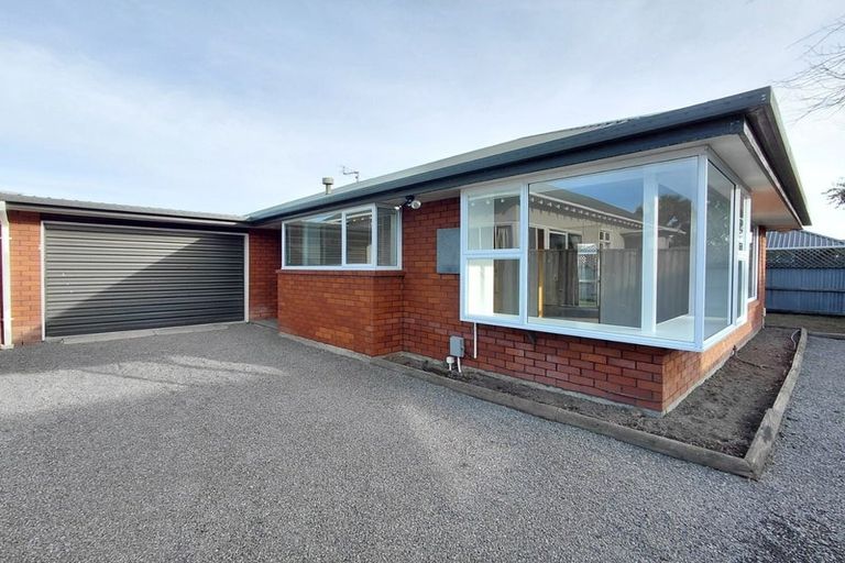 Photo of property in 2/19 Euston Street, Riccarton, Christchurch, 8041