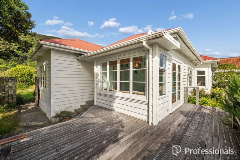 Photo of property in 31 Konini Street, Eastbourne, Lower Hutt, 5013