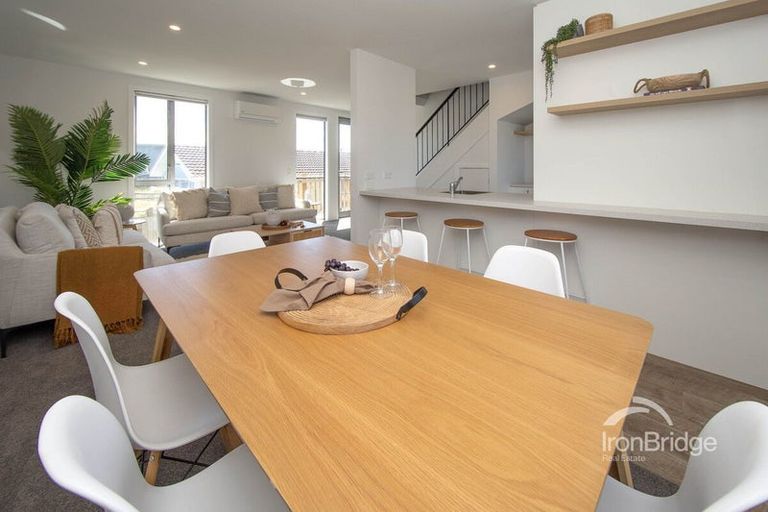 Photo of property in 5/246 Marine Parade, New Brighton, Christchurch, 8061