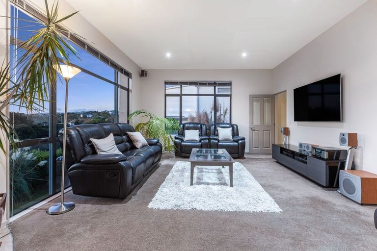 Photo of property in 26 Port Lane, Whitby, Porirua, 5024